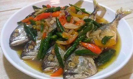 Gembung Rebus: Sensasi Kuliner Tradisional Menggoda Selera!