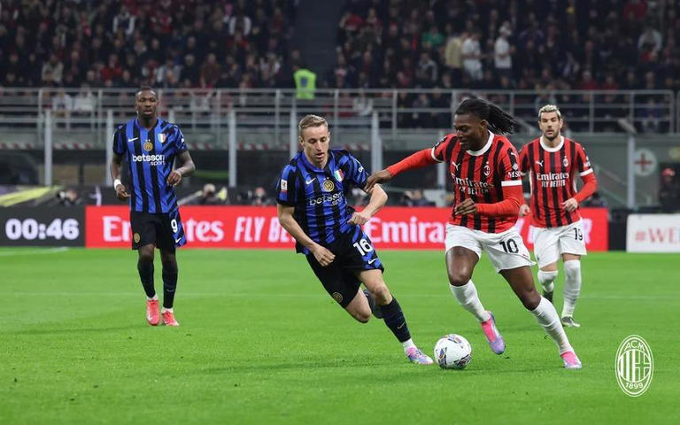AC Milan Terjebak Masalah Peminat, Milanisti Jangan Panik Dulu!