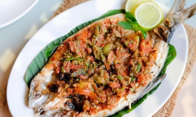 Lezat Dan Pedas! Pecak Bandeng Jadi Kuliner Ikonik Dari Banten
