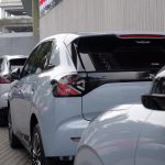 Bisa Parkir Paralel, Mobil Listrik Ternyata Punya Batas Waktu!