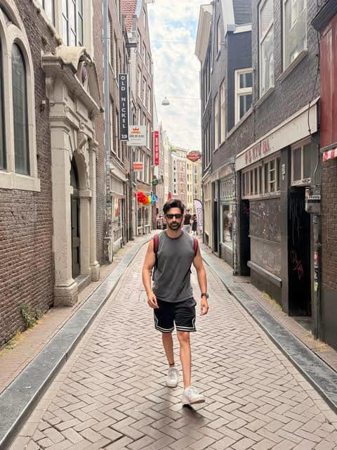 Arjit Taneja Liburan Di Amsterdam! Potretnya Bikin Terpesona