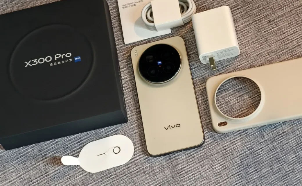 Vivo X500 Pro Max Tampil Buas! Kamera 200MP, Layar 144Hz