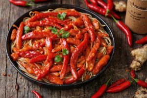 Pecinta Sambal Wajib Tahu! Makanan Pedas Bisa Picu Heartburn
