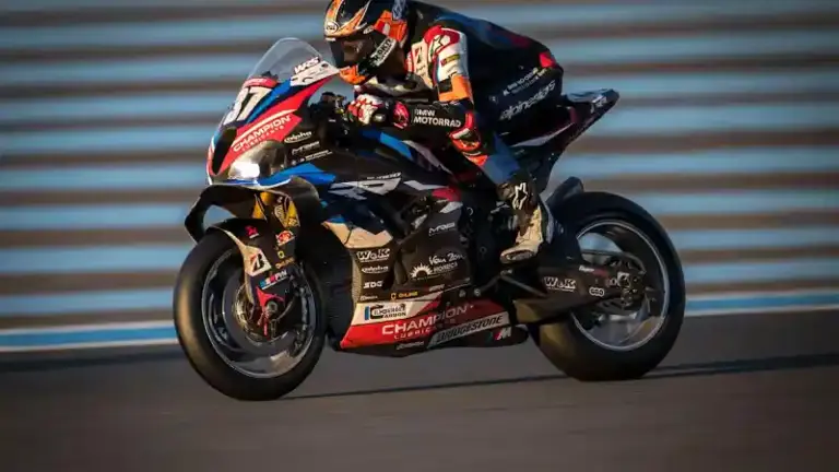 Berdarah Ambon! Michael Van Der Mark Bawa BMW Cetak Sejarah