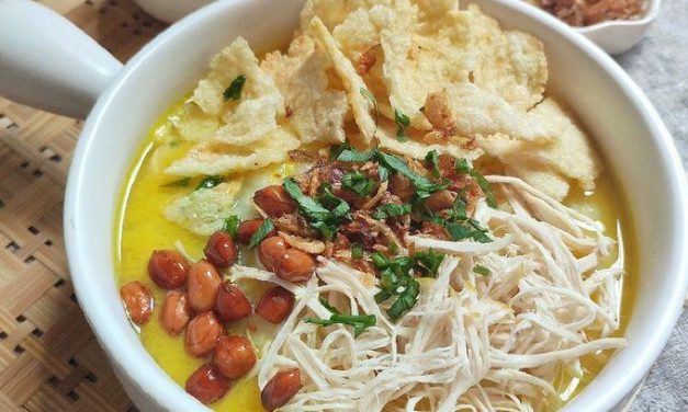 Bubur Ayam Juara! Kuah Gurih Dan Toppingnya Bikin Nagih