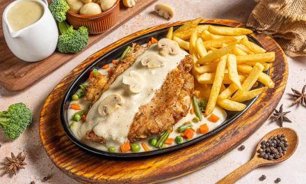 Gurih Maksimal! Chicken Steak Saus Mushroom Yang Creamy