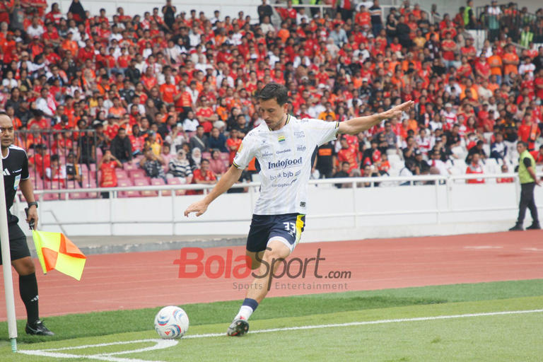 Marc Klok Ikut Bersuara! Fasilitas Dan Nutrisi Persib Jadi Sorotan