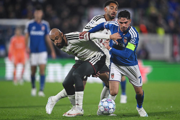 Nico Paz Menggila! Como 1907 Bantai Manchester United 4-1