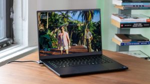 Visual Makin Memukau! Razer Blade 16 2026 Usung OLED 240 Hz