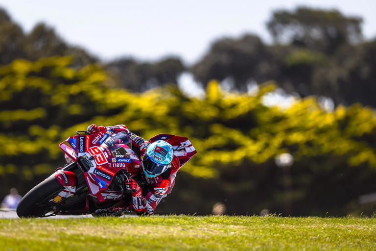 MotoGP Memanas! Dovizioso Sebut Marquez Picu Kesalahan Rival